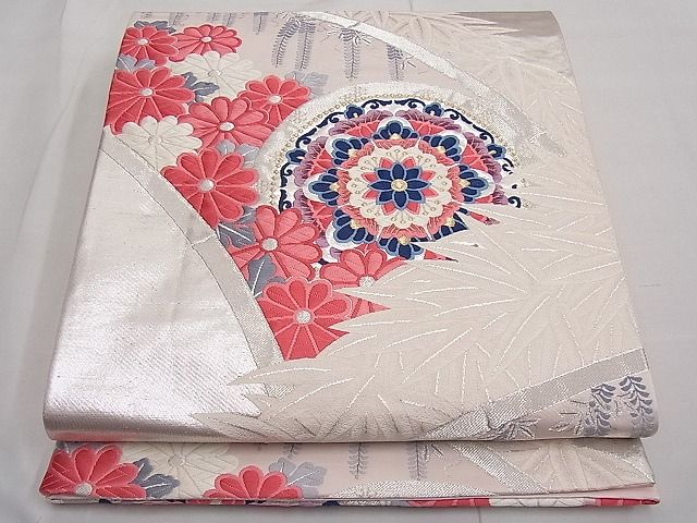 平和屋着物■六通柄袋帯　唐織　正倉院菊花文　金銀糸　逸品　n-ar3071