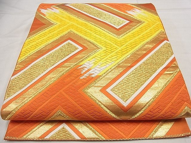 平和屋着物■六通柄袋帯　唐織　檜垣文　金糸　逸品　vf6202