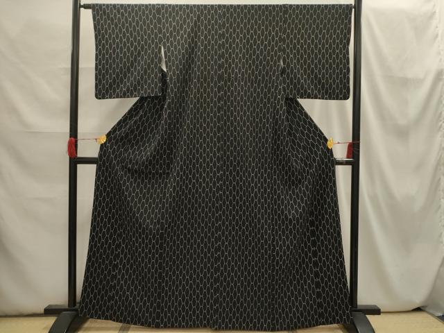 Kimono - 平和屋着物■小紋　網目文　黒地　洗える着物　AABI3802sx