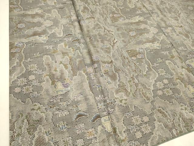 ■■■　サイズ　■■■ 身丈 160cm（肩から） 裄丈 63.5cm 袖丈 46.5cm　縫込み 4cm 袖幅 32cm 前幅 29.5cm 後幅 30cm 着物縫いこみ 内揚げ 5cm 裄 お袖側 約3cm　身頃側 約5cm ■■■　商品詳細　■■■ 【正絹】 状態は画像を添付しておりますので、そちらをご確認下さいますよう宜しくお願い致します。 着用時には見えない部分になるかと思いますので あまり気にならずお召になれるかと思います。 大変上質な逸品になります。 お安く出品致しますので、是非この機会にいかがでしょうか？ ■■■　注意事項　■■■ ■モニター発色の具合により色合いが異なる場合がございます。 ■寸法は多少の誤差が生じる場合がございますのでご了承ください。 ■縫込みの長さが左右非対称の場合は短い部分を記載しております。 左右非対称であってもご返品・お値引き等の保証は出来かねますので、ご了承の上ご購入をお願い致します。 ■シミ等のチェックには注意を払っておりますが、見落としがある場合もございますし、個人の見解も様々ですので神経質な方のご購入はお控えください。 ■箪笥に入っておりました着物や帯なので畳みシワや匂いがあるものもございます。 ■お休みは基本的に土日祝となりますが、その他臨時でお休みする場合がございますのでご了承ください。 ■商品の発送は平日のみの発送となります。 ■夜間と土曜、日曜日はお問い合わせの回答が遅れる場合がございます。 ■当店では、お直し、紋入れ、お手入れ等は承っておりません。 ■生地の状態（ヤケ、経年劣化等）によってはサイズ直しが出来ない場合がございます。 その点もどうかご了承のうえ、ご購入をお願いいたします。 ■弊社で取り扱う商品は一点ものにつき、時期や在庫状況に応じて金額が変更となる場合がございます。 ■検針は行っておりません。予めご了承いただきますようお願いいたします。 ■【洗える着物】と記載のある商品におきましては、商品お届け後に洗濯を行ってしまってからのご返品にはご対応しかねます。 念の為、専門店でのお手入れをお願いいたします。 ■着物のサイズ目安は下記を参考ください↓ ＜女性着物＞　お端折り次第で＋5cm　−1cmが着用可能サイズ 　例）身丈170cmの場合、身長160cm〜175cm ＜男性着物＞　身丈＋約25cm〜27cm程が適応身長 　例）身丈155cmの場合、身長180〜182cm