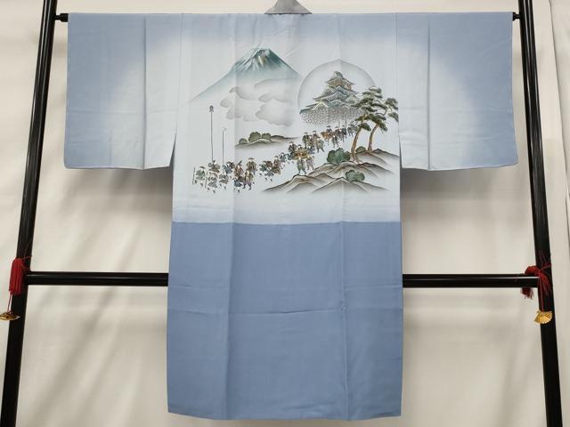 ■■■　サイズ　■■■ 身丈 113cm（肩から） 裄丈 65cm 袖丈 47cm　縫込み 7cm 袖幅 33cm 前幅 28cm 後幅 32.5cm 着物縫いこみ 内揚げ 15.5cm 裄 お袖側 約4cm　身頃側 約3cm ■■■　商品詳細　■■■ 【正絹】 状態は画像を添付しておりますので、そちらをご確認下さいますよう宜しくお願い致します。 大変上質な逸品になります。 お安く出品致しますので、是非この機会にいかがでしょうか？ ■■■　注意事項　■■■ ■モニター発色の具合により色合いが異なる場合がございます。 ■寸法は多少の誤差が生じる場合がございますのでご了承ください。 ■縫込みの長さが左右非対称の場合は短い部分を記載しております。 左右非対称であってもご返品・お値引き等の保証は出来かねますので、ご了承の上ご購入をお願い致します。 ■シミ等のチェックには注意を払っておりますが、見落としがある場合もございますし、個人の見解も様々ですので神経質な方のご購入はお控えください。 ■箪笥に入っておりました着物や帯なので畳みシワや匂いがあるものもございます。 ■お休みは基本的に土日祝となりますが、その他臨時でお休みする場合がございますのでご了承ください。 ■商品の発送は平日のみの発送となります。 ■夜間と土曜、日曜日はお問い合わせの回答が遅れる場合がございます。 ■当店では、お直し、紋入れ、お手入れ等は承っておりません。 ■生地の状態（ヤケ、経年劣化等）によってはサイズ直しが出来ない場合がございます。 その点もどうかご了承のうえ、ご購入をお願いいたします。 ■弊社で取り扱う商品は一点ものにつき、時期や在庫状況に応じて金額が変更となる場合がございます。 ■検針は行っておりません。予めご了承いただきますようお願いいたします。 ■【洗える着物】と記載のある商品におきましては、商品お届け後に洗濯を行ってしまってからのご返品にはご対応しかねます。 念の為、専門店でのお手入れをお願いいたします。 ■着物のサイズ目安は下記を参考ください↓ ＜女性着物＞　お端折り次第で＋5cm　−1cmが着用可能サイズ 　例）身丈170cmの場合、身長160cm〜175cm ＜男性着物＞　身丈＋約25cm〜27cm程が適応身長 　例）身丈155cmの場合、身長180〜182cm