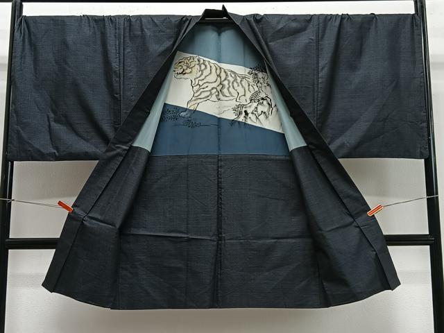 平和屋着物∞男性　長羽織　キングサイズ　本場大島紬　亀甲文様　正絹　逸品　CABE4993ua 2