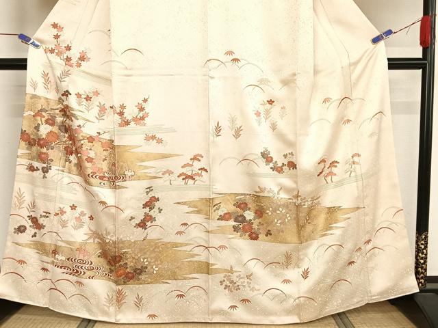 平和屋着物●訪問着　駒刺繍　霞草花文　正絹　逸品　AAAY9955np