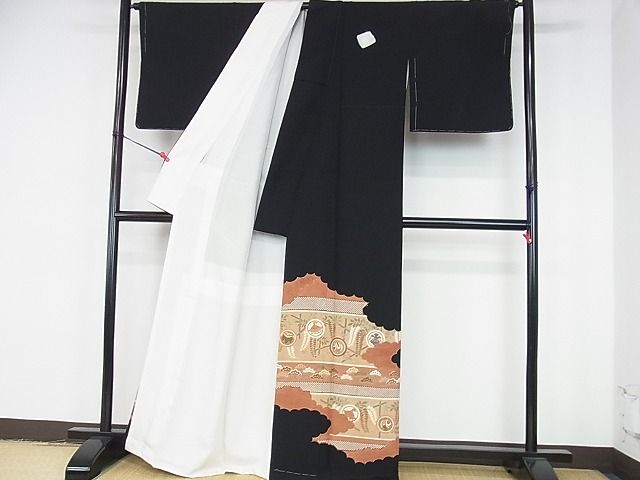 平和屋2■豪華黒留袖　宝尽くし花文　金彩　逸品　DAAB3522op 2