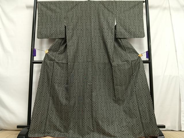 平和屋着物■本場村山大島紬 7マルキ 幾何学文様 正絹 逸品 AABD9053oa