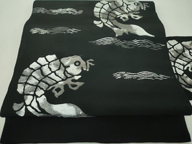 平和屋着物●九寸名古屋帯　名物裂　荒磯　黒地　銀彩　正絹　逸品　DABE5320ps