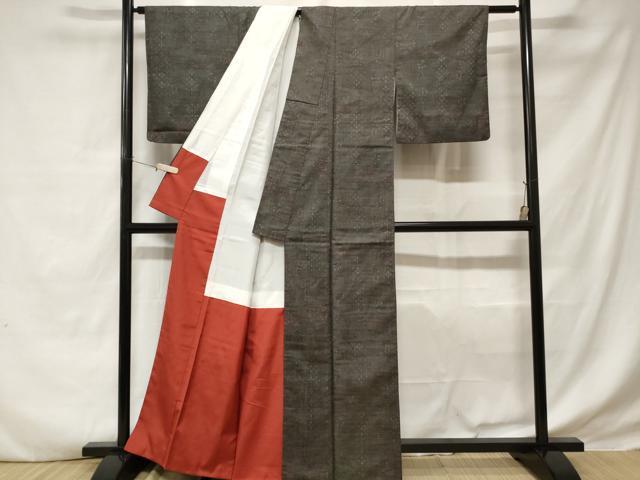 平和屋の平和屋着物■上質な紬 草花文 正絹 逸品 CABD3461ev｜アングル3