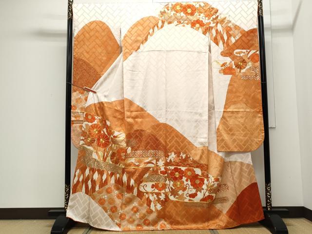 平和屋着物■豪華振袖 駒刺繍 エ霞草花文 金彩 正絹 逸品 CAAX5115th