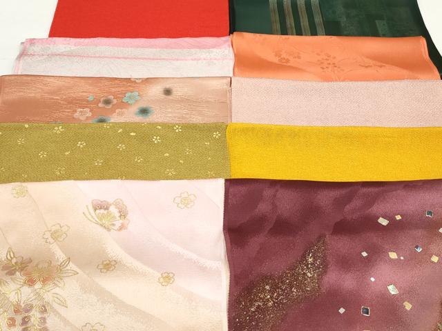 ■■■　サイズ　■■■ ■■■　商品詳細　■■■ 【正絹】 状態は特に目立ったシミ汚れなどもなく大変良い状態です。 大変上質な極上の逸品になります。 お安く出品致しますので、是非この機会にいかがでしょうか？ ■■■　注意事項　■■■ ■モニター発色の具合により色合いが異なる場合がございます。 ■寸法は多少の誤差が生じる場合がございますのでご了承ください。 ■縫込みの長さが左右非対称の場合は短い部分を記載しております。 左右非対称であってもご返品・お値引き等の保証は出来かねますので、ご了承の上ご購入をお願い致します。 ■シミ等のチェックには注意を払っておりますが、見落としがある場合もございますし、個人の見解も様々ですので神経質な方のご購入はお控えください。 ■箪笥に入っておりました着物や帯なので畳みシワや匂いがあるものもございます。 ■お休みは基本的に土日祝となりますが、その他臨時でお休みする場合がございますのでご了承ください。 ■商品の発送は平日のみの発送となります。 ■夜間と土曜、日曜日はお問い合わせの回答が遅れる場合がございます。 ■当店では、お直し、紋入れ、お手入れ等は承っておりません。 ■生地の状態（ヤケ、経年劣化等）によってはサイズ直しが出来ない場合がございます。 その点もどうかご了承のうえ、ご購入をお願いいたします。 ■弊社で取り扱う商品は一点ものにつき、時期や在庫状況に応じて金額が変更となる場合がございます。 ■検針は行っておりません。予めご了承いただきますようお願いいたします。 ■【洗える着物】と記載のある商品におきましては、商品お届け後に洗濯を行ってしまってからのご返品にはご対応しかねます。 念の為、専門店でのお手入れをお願いいたします。 ■着物のサイズ目安は下記を参考ください↓ ＜女性着物＞　お端折り次第で＋5?　−10?が着用可能サイズ 　例）身丈170?の場合、身長160?〜175? ＜男性着物＞　身丈＋約25?〜27?程が適応身長 　例）身丈155?の場合、身長180〜182?