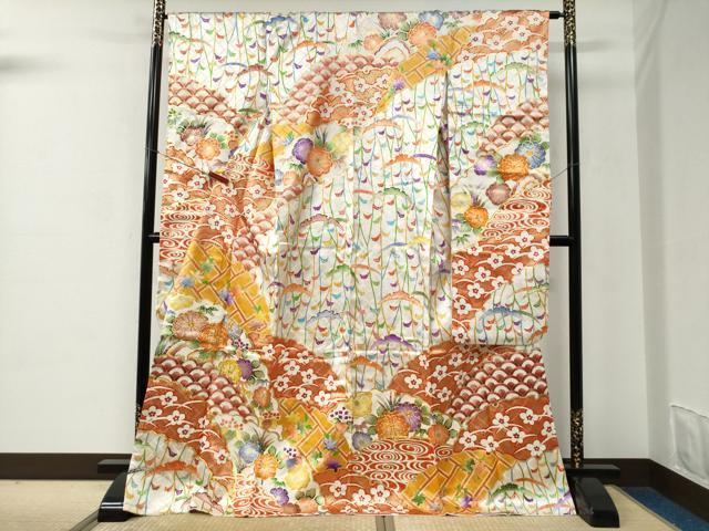 平和屋着物●豪華振袖　駒刺繍　雪芝吉祥花文　金彩　正絹　逸品　CABC6618yc