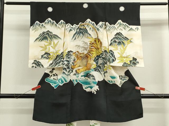 和服（女童） - 平和屋着物[]お宮参り　男の子　祝着　産着　初着　のしめ　刺繍　虎　立波笹文　金彩　逸品　CAAZ7162ze