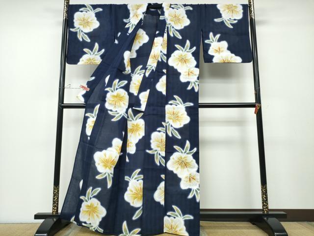 平和屋の平和屋着物∴夏物 浴衣 舞花文 綿 逸品 CABD2671ng｜アングル3