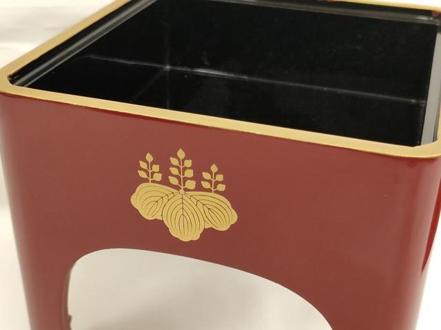 平和屋の平和屋本店▼屠蘇器セット 銚子 盃台 漆器 酒器 三三九度 箱付き 法衣 寺院 仏具 仏教 僧侶 神職 装束 AABK9096ja｜アングル3