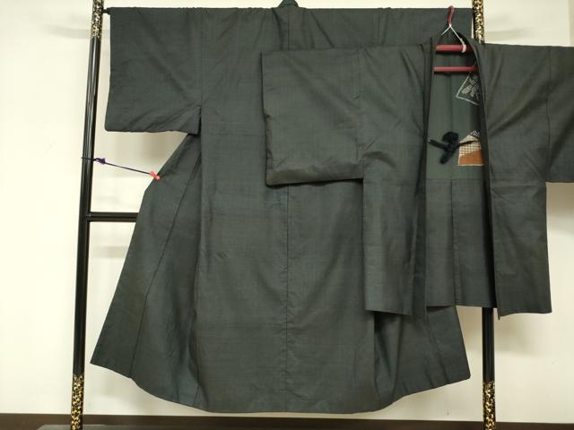 平和屋着物■男性　本場大島紬　アンサンブル　長羽織・羽織紐付き　100亀甲　総詰め　正絹　逸品　DABF0231ea