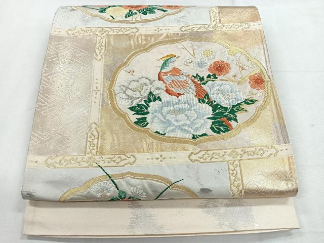 ■■■　サイズ　■■■ 長さ 434cm 幅 31cm程 ■■■　商品詳細　■■■ 【正絹・芯なし】 詳細に関しましては、画像をご確認ください。 大変上質な逸品になります。 お安く出品致しますので、是非この機会にいかがでしょうか？ ■■■　注意事項　■■■ ■モニター発色の具合により色合いが異なる場合がございます。 ■寸法は多少の誤差が生じる場合がございますのでご了承ください。 ■縫込みの長さが左右非対称の場合は短い部分を記載しております。 左右非対称であってもご返品・お値引き等の保証は出来かねますので、ご了承の上ご購入をお願い致します。 ■シミ等のチェックには注意を払っておりますが、見落としがある場合もございますし、個人の見解も様々ですので神経質な方のご購入はお控えください。 ■箪笥に入っておりました着物や帯なので畳みシワや匂いがあるものもございます。 ■お休みは基本的に土日祝となりますが、その他臨時でお休みする場合がございますのでご了承ください。 ■商品の発送は平日のみの発送となります。 ■夜間と土曜、日曜日はお問い合わせの回答が遅れる場合がございます。 ■当店では、お直し、紋入れ、お手入れ等は承っておりません。 ■生地の状態（ヤケ、経年劣化等）によってはサイズ直しが出来ない場合がございます。 その点もどうかご了承のうえ、ご購入をお願いいたします。 ■弊社で取り扱う商品は一点ものにつき、時期や在庫状況に応じて金額が変更となる場合がございます。 ■検針は行っておりません。予めご了承いただきますようお願いいたします。 ■【洗える着物】と記載のある商品におきましては、商品お届け後に洗濯を行ってしまってからのご返品にはご対応しかねます。 念の為、専門店でのお手入れをお願いいたします。 ■写真に写っている物が全てになります。それ以外の付属品はございませんのでご了承ください。 ■状態に関する写真につきましては、掲載可能な写真枚数に限りがあるため、各箇所につき1枚参考画像を掲載しております。 ■着物のサイズ目安は下記を参考ください↓ ＜女性着物＞　お端折り次第で＋5cm　－1cmが着用可能サイズ 　例）身丈170cmの場合、身長160cm～175cm ＜男性着物＞　身丈＋約25cm～27cm程が適応身長 　例）身丈155cmの場合、身長180～182cm
