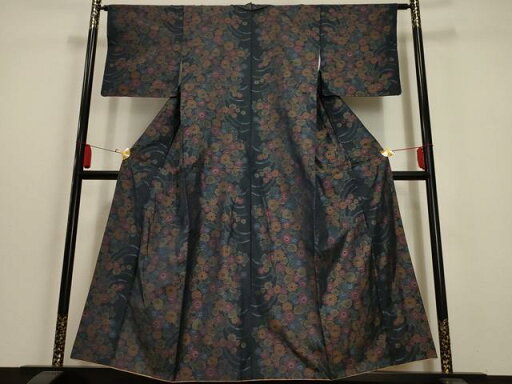 平和屋着物■本場大島紬 草花文 正絹 逸品 AAAU6534iu 平和屋着物■本場大島紬 草花文 正絹 逸品 AAAU6534iu