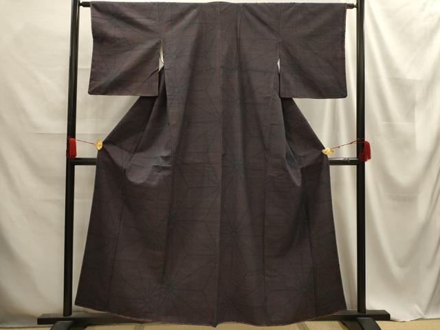 平和屋着物■上質な紬　60亀甲　麻の葉文様　黒地　正絹　逸品　AABE6071sx