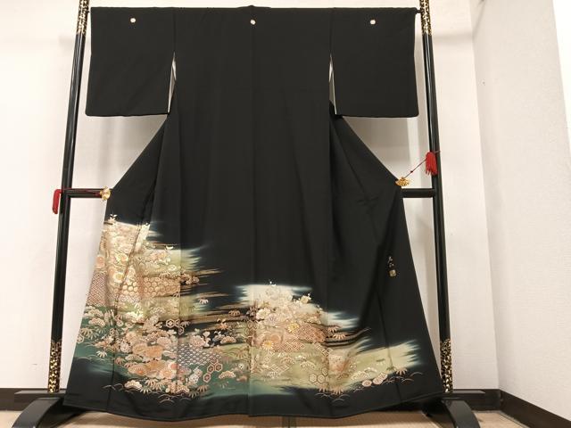 平和屋着物●金彩友禅 卓越技能者・名工・和田光正 黒留袖 松竹梅吉祥草花文 暈し染め 金銀彩 正絹 逸品 AAAY5953ph