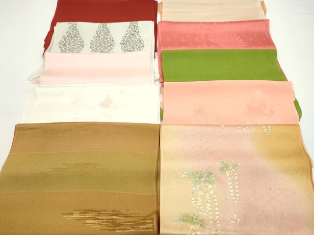 ■■■　商品詳細　■■■ 【正絹】 状態は特に目立ったシミ汚れなどもなく大変良い状態です。 大変上質な逸品になります。 お安く出品致しますので、是非この機会にいかがでしょうか？ ■■■　注意事項　■■■ ■モニター発色の具合により色合いが異なる場合がございます。 ■寸法は多少の誤差が生じる場合がございますのでご了承ください。 ■縫込みの長さが左右非対称の場合は短い部分を記載しております。 左右非対称であってもご返品・お値引き等の保証は出来かねますので、ご了承の上ご購入をお願い致します。 ■シミ等のチェックには注意を払っておりますが、見落としがある場合もございますし、個人の見解も様々ですので神経質な方のご購入はお控えください。 ■箪笥に入っておりました着物や帯なので畳みシワや匂いがあるものもございます。 ■お休みは基本的に土日祝となりますが、その他臨時でお休みする場合がございますのでご了承ください。 ■商品の発送は平日のみの発送となります。 ■夜間と土曜、日曜日はお問い合わせの回答が遅れる場合がございます。 ■当店では、お直し、紋入れ、お手入れ等は承っておりません。 ■生地の状態（ヤケ、経年劣化等）によってはサイズ直しが出来ない場合がございます。 その点もどうかご了承のうえ、ご購入をお願いいたします。 ■弊社で取り扱う商品は一点ものにつき、時期や在庫状況に応じて金額が変更となる場合がございます。 ■検針は行っておりません。予めご了承いただきますようお願いいたします。 ■【洗える着物】と記載のある商品におきましては、商品お届け後に洗濯を行ってしまってからのご返品にはご対応しかねます。 念の為、専門店でのお手入れをお願いいたします。 ■着物のサイズ目安は下記を参考ください↓ ＜女性着物＞　お端折り次第で＋5cm　−1cmが着用可能サイズ 　例）身丈170cmの場合、身長160cm〜175cm ＜男性着物＞　身丈＋約25cm〜27cm程が適応身長 　例）身丈155cmの場合、身長180〜182cm