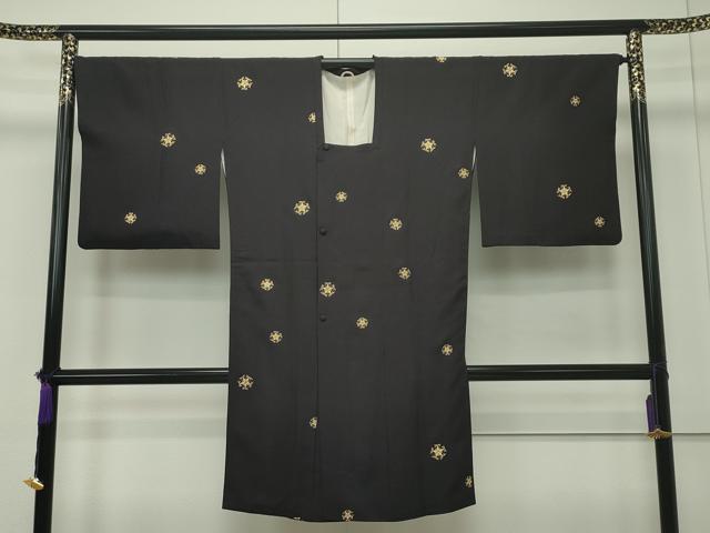 平和屋本店■極上　道行コート　ロング丈　切子柄　金彩　黒鳶色地　逸品　CZAA1810s5のサムネイル