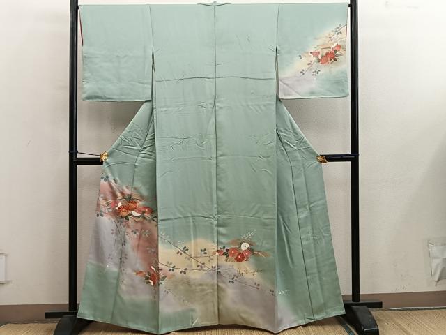 ■■■　サイズ　■■■ 身丈 161cm（肩から） 裄丈 66.5cm 袖丈 48.5cm　縫込み 6.5cm 袖幅 34.5cm 前幅 25cm 後幅 30cm 着物縫いこみ 内揚げ 8.5cm 裄 お袖側 約2cm　身頃側 約2.5cm ■■■　商品詳細　■■■ 【正絹・一つ紋】 状態は画像を添付しておりますので、そちらをご確認下さいますよう宜しくお願い致します。 大変上質な逸品になります。 お安く出品致しますので、是非この機会にいかがでしょうか？ ■■■　注意事項　■■■ ■モニター発色の具合により色合いが異なる場合がございます。 ■寸法は多少の誤差が生じる場合がございますのでご了承ください。 ■縫込みの長さが左右非対称の場合は短い部分を記載しております。 左右非対称であってもご返品・お値引き等の保証は出来かねますので、ご了承の上ご購入をお願い致します。 ■シミ等のチェックには注意を払っておりますが、見落としがある場合もございますし、個人の見解も様々ですので神経質な方のご購入はお控えください。 ■箪笥に入っておりました着物や帯なので畳みシワや匂いがあるものもございます。 ■お休みは基本的に土日祝となりますが、その他臨時でお休みする場合がございますのでご了承ください。 ■商品の発送は平日のみの発送となります。 ■夜間と土曜、日曜日はお問い合わせの回答が遅れる場合がございます。 ■当店では、お直し、紋入れ、お手入れ等は承っておりません。 ■生地の状態（ヤケ、経年劣化等）によってはサイズ直しが出来ない場合がございます。 その点もどうかご了承のうえ、ご購入をお願いいたします。 ■弊社で取り扱う商品は一点ものにつき、時期や在庫状況に応じて金額が変更となる場合がございます。 ■検針は行っておりません。予めご了承いただきますようお願いいたします。 ■【洗える着物】と記載のある商品におきましては、商品お届け後に洗濯を行ってしまってからのご返品にはご対応しかねます。 念の為、専門店でのお手入れをお願いいたします。 ■写真に写っている物が全てになります。それ以外の付属品はございませんのでご了承ください。 ■状態に関する写真につきましては、掲載可能な写真枚数に限りがあるため、各箇所につき1枚参考画像を掲載しております。 ■着物のサイズ目安は下記を参考ください↓ ＜女性着物＞　お端折り次第で＋5cm　−1cmが着用可能サイズ 　例）身丈170cmの場合、身長160cm〜175cm ＜男性着物＞　身丈＋約25cm〜27cm程が適応身長 　例）身丈155cmの場合、身長180〜182cm