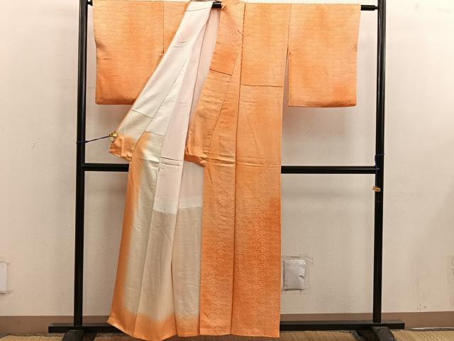 平和屋の平和屋着物■上質な小紋 聖骸布地紋 暈し染め 正絹 逸品 BAAX4867mz｜アングル3
