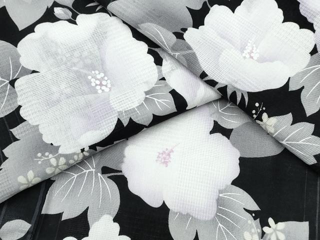 ■■■　サイズ　■■■ 身丈 164cm（肩から） 裄丈 64.5cm 袖丈 48cm　縫込み 1cm 袖幅 33.5cm 前幅 24cm 後幅 28.5cm 着物縫いこみ 内揚げ 0cm 裄 お袖側 約0cm　身頃側 約0cm ■■■　商品詳細　■■■ 【綿】 状態は特に目立ったシミ汚れなどもなく大変良い状態です。 大変上質な逸品になります。 お安く出品致しますので、是非この機会にいかがでしょうか？ ■■■　注意事項　■■■ ■モニター発色の具合により色合いが異なる場合がございます。 ■寸法は多少の誤差が生じる場合がございますのでご了承ください。 ■縫込みの長さが左右非対称の場合は短い部分を記載しております。 左右非対称であってもご返品・お値引き等の保証は出来かねますので、ご了承の上ご購入をお願い致します。 ■シミ等のチェックには注意を払っておりますが、見落としがある場合もございますし、個人の見解も様々ですので神経質な方のご購入はお控えください。 ■箪笥に入っておりました着物や帯なので畳みシワや匂いがあるものもございます。 ■お休みは基本的に土日祝となりますが、その他臨時でお休みする場合がございますのでご了承ください。 ■商品の発送は平日のみの発送となります。 ■夜間と土曜、日曜日はお問い合わせの回答が遅れる場合がございます。 ■当店では、お直し、紋入れ、お手入れ等は承っておりません。 ■生地の状態（ヤケ、経年劣化等）によってはサイズ直しが出来ない場合がございます。 その点もどうかご了承のうえ、ご購入をお願いいたします。 ■弊社で取り扱う商品は一点ものにつき、時期や在庫状況に応じて金額が変更となる場合がございます。 ■検針は行っておりません。予めご了承いただきますようお願いいたします。 ■【洗える着物】と記載のある商品におきましては、商品お届け後に洗濯を行ってしまってからのご返品にはご対応しかねます。 念の為、専門店でのお手入れをお願いいたします。 ■着物のサイズ目安は下記を参考ください↓ ＜女性着物＞　お端折り次第で＋5cm　−1cmが着用可能サイズ 　例）身丈170cmの場合、身長160cm〜175cm ＜男性着物＞　身丈＋約25cm〜27cm程が適応身長 　例）身丈155cmの場合、身長180〜182cm