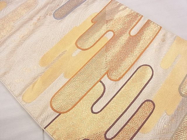 平和屋着物■六通柄袋帯　唐織　エ霞文　金糸　三越扱い　逸品　eg0790