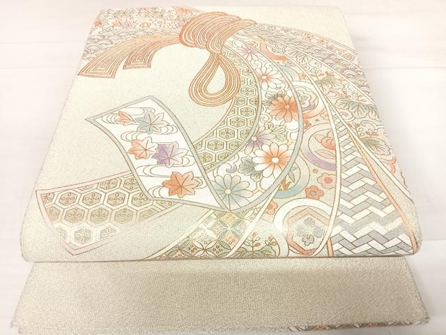 ■■■　サイズ　■■■ 長さ 424cm 幅 30cm程 ■■■　商品詳細　■■■ 【正絹・芯なし】 詳細に関しましては、画像をご確認ください。 大変上質な逸品になります。 お安く出品致しますので、是非この機会にいかがでしょうか？ ■■■　注意事項　■■■ ■モニター発色の具合により色合いが異なる場合がございます。 ■寸法は多少の誤差が生じる場合がございますのでご了承ください。 ■縫込みの長さが左右非対称の場合は短い部分を記載しております。 左右非対称であってもご返品・お値引き等の保証は出来かねますので、ご了承の上ご購入をお願い致します。 ■シミ等のチェックには注意を払っておりますが、見落としがある場合もございますし、個人の見解も様々ですので神経質な方のご購入はお控えください。 ■箪笥に入っておりました着物や帯なので畳みシワや匂いがあるものもございます。 ■お休みは基本的に土日祝となりますが、その他臨時でお休みする場合がございますのでご了承ください。 ■商品の発送は平日のみの発送となります。 ■夜間と土曜、日曜日はお問い合わせの回答が遅れる場合がございます。 ■当店では、お直し、紋入れ、お手入れ等は承っておりません。 ■生地の状態（ヤケ、経年劣化等）によってはサイズ直しが出来ない場合がございます。 その点もどうかご了承のうえ、ご購入をお願いいたします。 ■弊社で取り扱う商品は一点ものにつき、時期や在庫状況に応じて金額が変更となる場合がございます。 ■検針は行っておりません。予めご了承いただきますようお願いいたします。 ■【洗える着物】と記載のある商品におきましては、商品お届け後に洗濯を行ってしまってからのご返品にはご対応しかねます。 念の為、専門店でのお手入れをお願いいたします。 ■着物のサイズ目安は下記を参考ください↓ ＜女性着物＞　お端折り次第で＋5?　−10?が着用可能サイズ 　例）身丈170?の場合、身長160?〜175? ＜男性着物＞　身丈＋約25?〜27?程が適応身長 　例）身丈155?の場合、身長180〜182?