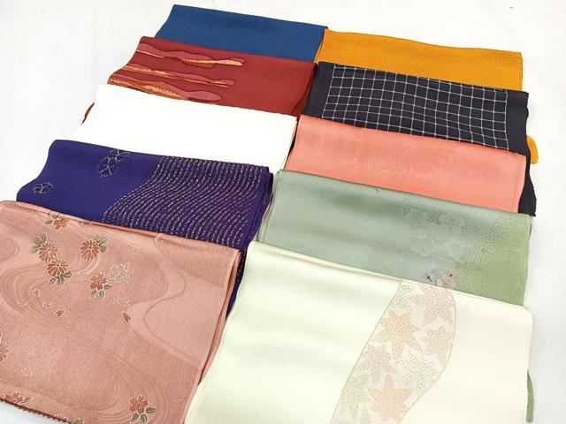 ■■■　商品詳細　■■■ 【正絹】 状態は特に目立ったシミ汚れなどもなく大変良い状態です。 大変上質な極上の逸品になります。 お安く出品致しますので、 ■■■　注意事項　■■■ ■モニター発色の具合により色合いが異なる場合がございます。 ■寸法は多少の誤差が生じる場合がございますのでご了承ください。 ■縫込みの長さが左右非対称の場合は短い部分を記載しております。 左右非対称であってもご返品・お値引き等の保証は出来かねますので、ご了承の上ご購入をお願い致します。 ■シミ等のチェックには注意を払っておりますが、見落としがある場合もございますし、個人の見解も様々ですので神経質な方のご購入はお控えください。 ■箪笥に入っておりました着物や帯なので畳みシワや匂いがあるものもございます。 ■お休みは基本的に土日祝となりますが、その他臨時でお休みする場合がございますのでご了承ください。 ■商品の発送は平日のみの発送となります。 ■夜間と土曜、日曜日はお問い合わせの回答が遅れる場合がございます。 ■当店では、お直し、紋入れ、お手入れ等は承っておりません。 ■生地の状態（ヤケ、経年劣化等）によってはサイズ直しが出来ない場合がございます。 その点もどうかご了承のうえ、ご購入をお願いいたします。 ■弊社で取り扱う商品は一点ものにつき、時期や在庫状況に応じて金額が変更となる場合がございます。 ■検針は行っておりません。予めご了承いただきますようお願いいたします。 ■【洗える着物】と記載のある商品におきましては、商品お届け後に洗濯を行ってしまってからのご返品にはご対応しかねます。 念の為、専門店でのお手入れをお願いいたします。 ■着物のサイズ目安は下記を参考ください↓ ＜女性着物＞　お端折り次第で＋5cm　−1cmが着用可能サイズ 　例）身丈170cmの場合、身長160cm〜175cm ＜男性着物＞　身丈＋約25cm〜27cm程が適応身長 　例）身丈155cmの場合、身長180〜182cm