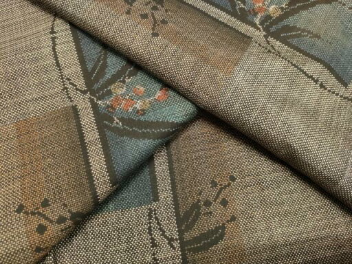平和屋着物●本場大島紬 9マルキ 南天文 正絹 逸品 DAAT1205tw 平和屋着物●本場大島紬 9マルキ 南天文 正絹 逸品 DAAT1205tw
