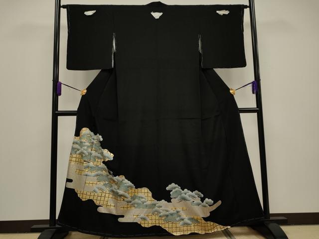 平和屋着物■豪華黒留袖 駒刺繍 霞松文 金彩 正絹 逸品 CAAN1407id