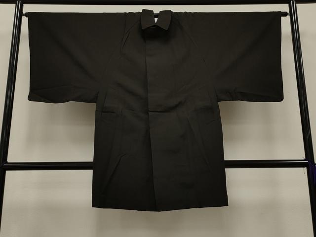 平和屋着物#男性 和装コート 暗黒色 黒地 ロング丈 正絹 逸品 CAAT5798id
