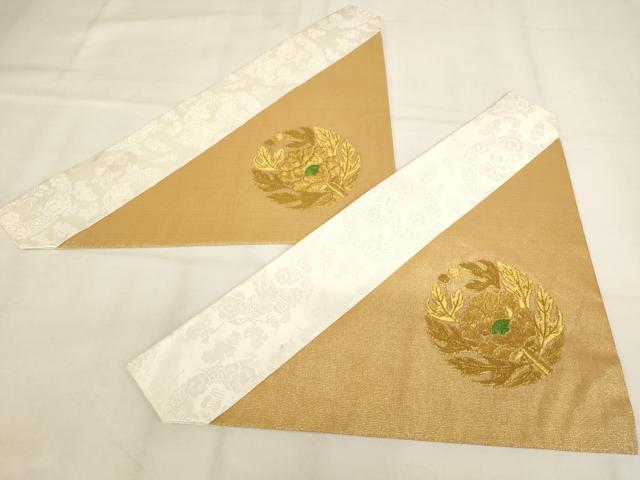 ■■■　サイズ　■■■ 縦 27cm 横 45cm ■■■　商品詳細　■■■ 状態は参考画像のように汚れがございます。 大変上質な逸品になります。 お安く出品致しますので、是非この機会にいかがでしょうか？ ■■■　注意事項　■■■ ■モニター発色の具合により色合いが異なる場合がございます。 ■寸法は多少の誤差が生じる場合がございますのでご了承ください。 ■縫込みの長さが左右非対称の場合は短い部分を記載しております。 左右非対称であってもご返品・お値引き等の保証は出来かねますので、ご了承の上ご購入をお願い致します。 ■シミ等のチェックには注意を払っておりますが、見落としがある場合もございますし、個人の見解も様々ですので神経質な方のご購入はお控えください。 ■箪笥に入っておりました着物や帯なので畳みシワや匂いがあるものもございます。 ■お休みは基本的に土日祝となりますが、その他臨時でお休みする場合がございますのでご了承ください。 ■商品の発送は平日のみの発送となります。 ■夜間と土曜、日曜日はお問い合わせの回答が遅れる場合がございます。 ■当店では、お直し、紋入れ、お手入れ等は承っておりません。 ■生地の状態（ヤケ、経年劣化等）によってはサイズ直しが出来ない場合がございます。 その点もどうかご了承のうえ、ご購入をお願いいたします。 ■弊社で取り扱う商品は一点ものにつき、時期や在庫状況に応じて金額が変更となる場合がございます。 ■検針は行っておりません。予めご了承いただきますようお願いいたします。 ■【洗える着物】と記載のある商品におきましては、商品お届け後に洗濯を行ってしまってからのご返品にはご対応しかねます。 念の為、専門店でのお手入れをお願いいたします。 ■写真に写っている物が全てになります。 それ以外の付属品はございませんのでご了承ください。 ■状態に関する写真につきましては、掲載可能な写真枚数に限りがあるため、 各箇所につき1枚参考画像を掲載しております。 ■着物のサイズ目安は下記を参考ください↓ ＜女性着物＞　お端折り次第で＋5cm　−10cmが着用可能サイズ 　例）身丈170cmの場合、身長160cm〜175cm ＜男性着物＞　身丈＋約25cm〜27cm程が適応身長 　例）身丈155cmの場合、身長180cm〜182cm