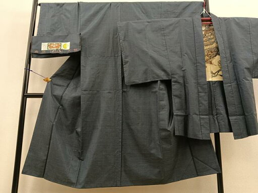 平和屋着物■男性 本場大島紬 アンサンブル 格子柄 宮脇特製 証紙付き 正絹 逸品 BAAP5377by 平和屋着物■男性 本場大島紬 アンサンブル 格子柄 宮脇特製 証紙付き 正絹 逸品 BAAP5377by