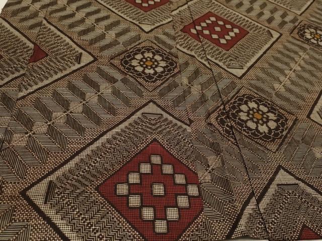 平和屋着物＃本場大島紬　龍郷絣　長羽織　7マルキ　菱吉祥花文　ロング丈　正絹　逸品　CAAT5699id