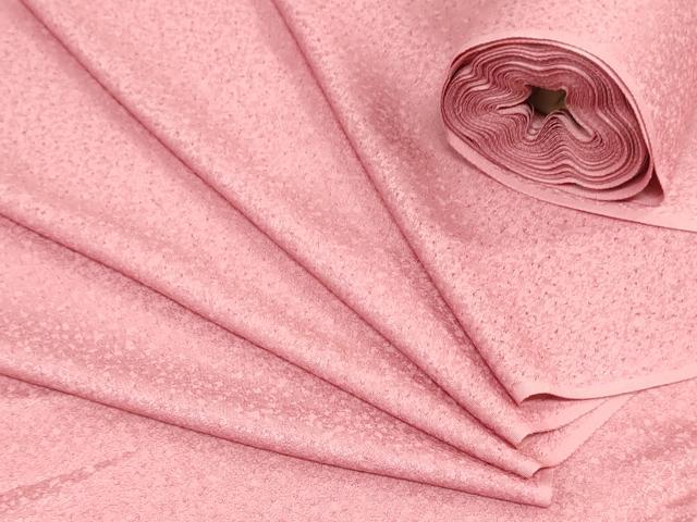 ■■■　サイズ　■■■ 長さ　　着尺分あり 幅　　　約37cm ■■■　商品詳細　■■■ 【正絹・未使用・紋付き】 状態は接写画像のように表地所々・裏面所々に薄い汚れ、裂けがございます。 大変上質な逸品になります。 お安く出品致しますので、是非この機会にいかがでしょうか？ ■■■　注意事項　■■■ ■モニター発色の具合により色合いが異なる場合がございます。 ■寸法は多少の誤差が生じる場合がございますのでご了承ください。 ■縫込みの長さが左右非対称の場合は短い部分を記載しております。 左右非対称であってもご返品・お値引き等の保証は出来かねますので、ご了承の上ご購入をお願い致します。 ■シミ等のチェックには注意を払っておりますが、見落としがある場合もございますし、個人の見解も様々ですので神経質な方のご購入はお控えください。 ■汚れやシミの種類につきましては、専門ではない為、正確な判別が難しく商品説明では種類を特定せず、汚れやシミと記載させております。 恐れ入りますが、ご了承くださいますようお願い申し上げます。 ■箪笥に入っておりました着物や帯なので畳みシワや匂いがあるものもございます。 ■お休みは基本的に土日祝となりますが、その他臨時でお休みする場合がございますのでご了承ください。 ■商品の発送は平日のみの発送となります。 ■夜間と土曜、日曜日はお問い合わせの回答が遅れる場合がございます。 ■当店では、お直し、紋入れ、お手入れ等は承っておりません。 ■生地の状態（ヤケ、経年劣化等）によってはサイズ直しが出来ない場合がございます。 その点もどうかご了承のうえ、ご購入をお願いいたします。 ■弊社で取り扱う商品は一点ものにつき、時期や在庫状況に応じて金額が変更となる場合がございます。 ■検針は行っておりません。予めご了承いただきますようお願いいたします。 ■【洗える着物】と記載のある商品におきましては、商品お届け後に洗濯を行ってしまってからのご返品にはご対応しかねます。 念の為、専門店でのお手入れをお願いいたします。 ■写真に写っている物が全てになります。それ以外の付属品はございませんのでご了承ください。 ■状態に関する写真につきましては、掲載可能な写真枚数に限りがあるため、各箇所につき1枚参考画像を掲載しております。 ■着物のサイズ目安は下記を参考ください↓ ＜女性着物＞　お端折り次第で＋5cm　−1cmが着用可能サイズ 　例）身丈170cmの場合、身長160cm〜175cm ＜男性着物＞　身丈＋約25cm〜27cm程が適応身長 　例）身丈155cmの場合、身長180〜182cm