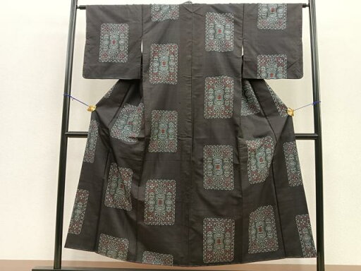 平和屋着物■本場大島紬 色紙吉祥文 正絹 逸品 BAAL4256kj 平和屋着物■本場大島紬 色紙吉祥文 正絹 逸品 BAAL4256kj