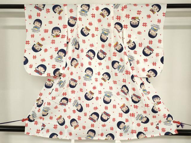 ■■■　サイズ　■■■ 身丈 86.5cm（肩から） 裄丈 42cm（肩上げ　1.5cm） 袖丈 44.5cm　縫込み 0cm 袖幅 25cm 前幅 16.5cm 後幅 21cm 着物縫いこみ 内揚げ 0cm （腰上げ　0cm） 裄 お袖側 約1cm　身頃側 約0cm ■■■　商品詳細　■■■ 【綿100％】 状態は接写画像のように後身頃に穴開き、 衿・両袖前後・後身頃・下前・裏面に薄い汚れ・カビ汚れがございますが その他特に目立ったシミ汚れなどもなく大変良い状態です。 お安く出品致しますので、是非この機会にいかがでしょうか？ ■■■　注意事項　■■■ ■モニター発色の具合により色合いが異なる場合がございます。 ■寸法は多少の誤差が生じる場合がございますのでご了承ください。 ■縫込みの長さが左右非対称の場合は短い部分を記載しております。 左右非対称であってもご返品・お値引き等の保証は出来かねますので、ご了承の上ご購入をお願い致します。 ■シミ等のチェックには注意を払っておりますが、見落としがある場合もございますし、個人の見解も様々ですので神経質な方のご購入はお控えください。 ■箪笥に入っておりました着物や帯なので畳みシワや匂いがあるものもございます。 ■お休みは基本的に土日祝となりますが、その他臨時でお休みする場合がございますのでご了承ください。 ■商品の発送は平日のみの発送となります。 ■夜間と土曜、日曜日はお問い合わせの回答が遅れる場合がございます。 ■当店では、お直し、紋入れ、お手入れ等は承っておりません。 ■生地の状態（ヤケ、経年劣化等）によってはサイズ直しが出来ない場合がございます。 その点もどうかご了承のうえ、ご購入をお願いいたします。 ■弊社で取り扱う商品は一点ものにつき、時期や在庫状況に応じて金額が変更となる場合がございます。 ■検針は行っておりません。予めご了承いただきますようお願いいたします。 ■【洗える着物】と記載のある商品におきましては、商品お届け後に洗濯を行ってしまってからのご返品にはご対応しかねます。 念の為、専門店でのお手入れをお願いいたします。 ■写真に写っている物が全てになります。それ以外の付属品はございませんのでご了承ください。 ■状態に関する写真につきましては、掲載可能な写真枚数に限りがあるため、各箇所につき1枚参考画像を掲載しております。 ■着物のサイズ目安は下記を参考ください↓ ＜女性着物＞　お端折り次第で＋5cm　−1cmが着用可能サイズ 　例）身丈170cmの場合、身長160cm〜175cm ＜男性着物＞　身丈＋約25cm〜27cm程が適応身長 　例）身丈155cmの場合、身長180〜182cm