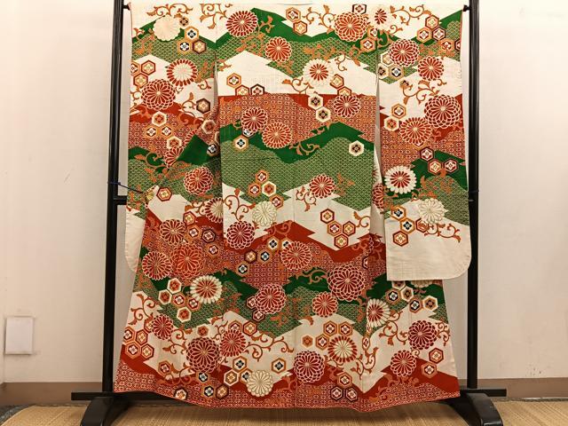 平和屋着物■豪華振袖 駒刺繍 亀甲菊花文 金彩 正絹 逸品 BAAV0670mz