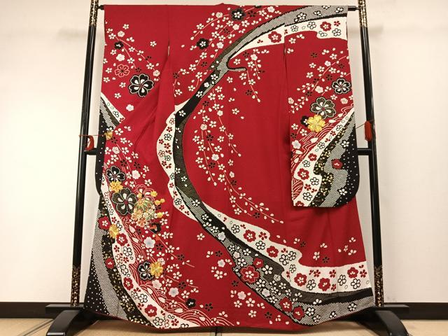 平和屋着物●豪華振袖　駒刺繍　舞花文　毬　金彩　銀通し地　正絹　逸品　AABD0749fy