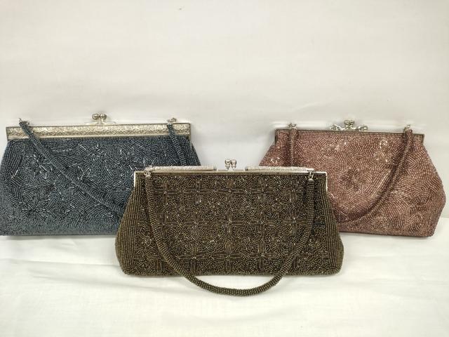 平和屋着物▼和装小物 ビーズバッグまとめて3点 がま口 花唐草 格子花 枝花 持ち手付き レトロ 逸品 DABA7947zzz