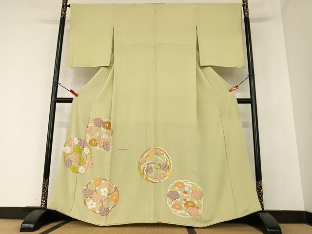 平和屋着物●銀座　志ま亀　色留袖　草花文　柳色地　金彩　正絹　逸品　AAAZ7498zgのサムネイル