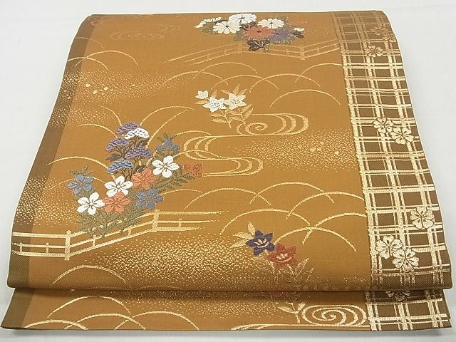 平和屋着物■六通柄袋帯　唐織　籬花文　金糸　逸品　ap4977