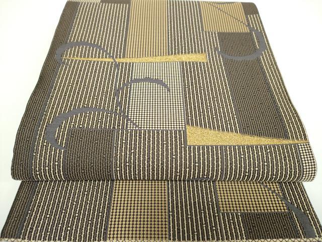 ■■■　サイズ　■■■ 長さ 434cm 幅 31cm程 ■■■　商品詳細　■■■ 【正絹・未使用】 状態は一度も締めておらず 特に目立ったシミ汚れなどもなく大変良い状態です。 大変上質な逸品になります。 お安く出品致しますので、是非この機...