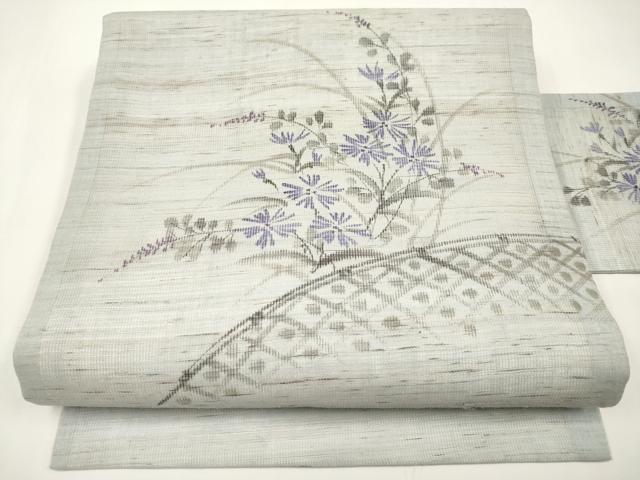 ■■■　サイズ　■■■ 長さ 361cm 幅 31cm程 ■■■　商品詳細　■■■ 【麻】 状態は接写画像のように 太鼓下部・太鼓上部・胴回りにヤケ、前柄付近に薄いシミがございます。 大変上質な逸品になりますのでぜひお手入れをされてお召しになられてはいかがでしょうか。 お安く出品致しますので、是非この機会にいかがでしょうか？ ■■■　注意事項　■■■ ■モニター発色の具合により色合いが異なる場合がございます。 ■寸法は多少の誤差が生じる場合がございますのでご了承ください。 ■縫込みの長さが左右非対称の場合は短い部分を記載しております。 左右非対称であってもご返品・お値引き等の保証は出来かねますので、ご了承の上ご購入をお願い致します。 ■シミ等のチェックには注意を払っておりますが、見落としがある場合もございますし、個人の見解も様々ですので神経質な方のご購入はお控えください。 ■箪笥に入っておりました着物や帯なので畳みシワや匂いがあるものもございます。 ■お休みは基本的に土日祝となりますが、その他臨時でお休みする場合がございますのでご了承ください。 ■商品の発送は平日のみの発送となります。 ■夜間と土曜、日曜日はお問い合わせの回答が遅れる場合がございます。 ■当店では、お直し、紋入れ、お手入れ等は承っておりません。 ■生地の状態（ヤケ、経年劣化等）によってはサイズ直しが出来ない場合がございます。 その点もどうかご了承のうえ、ご購入をお願いいたします。 ■弊社で取り扱う商品は一点ものにつき、時期や在庫状況に応じて金額が変更となる場合がございます。 ■検針は行っておりません。予めご了承いただきますようお願いいたします。 ■【洗える着物】と記載のある商品におきましては、商品お届け後に洗濯を行ってしまってからのご返品にはご対応しかねます。 念の為、専門店でのお手入れをお願いいたします。 ■写真に写っている物が全てになります。それ以外の付属品はございませんのでご了承ください。 ■状態に関する写真につきましては、掲載可能な写真枚数に限りがあるため、各箇所につき1枚参考画像を掲載しております。 ■着物のサイズ目安は下記を参考ください↓ ＜女性着物＞　お端折り次第で＋5cm　－1cmが着用可能サイズ 　例）身丈170cmの場合、身長160cm～175cm ＜男性着物＞　身丈＋約25cm～27cm程が適応身長 　例）身丈155cmの場合、身長180～182cm