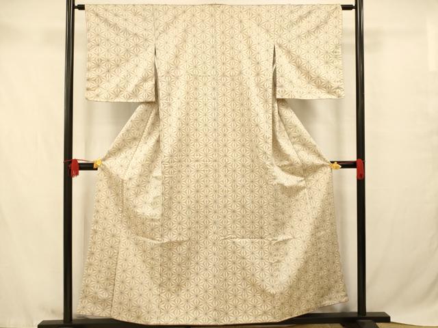 ■■■　サイズ　■■■ 身丈 153cm（肩から） 裄丈 62cm 袖丈 48.5cm　縫込み 4.5cm 袖幅 32cm 前幅 23cm 後幅 28.5cm 着物縫いこみ 内揚げ 3cm 裄 お袖側 約3.5cm　身頃側 約3cm ■■■...