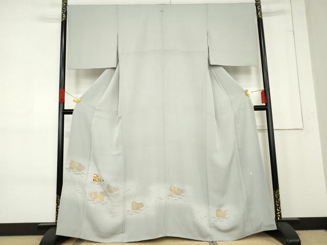 平和屋着物●人間国宝・羽田登喜男 　色留袖　寿光織　鴛鴦　秘色色地　暈し染め　金糸　正絹　逸品　AABE8623cs