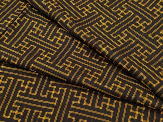 平和屋着物●本場大島紬　龍郷絣　秋名バラ　正絹　逸品　CAAZ1148vf