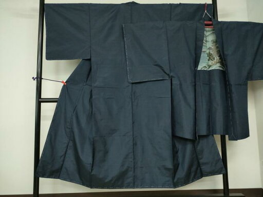 平和屋着物■男性 本場大島紬 アンサンブル 亀甲柄 正絹 逸品 DAAM0296sf 平和屋着物■男性 本場大島紬 アンサンブル 亀甲柄 正絹 逸品 DAAM0296sf